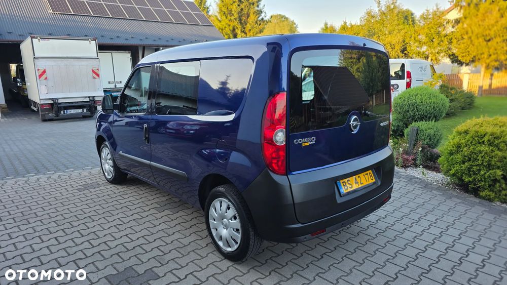 Opel Combo - 11