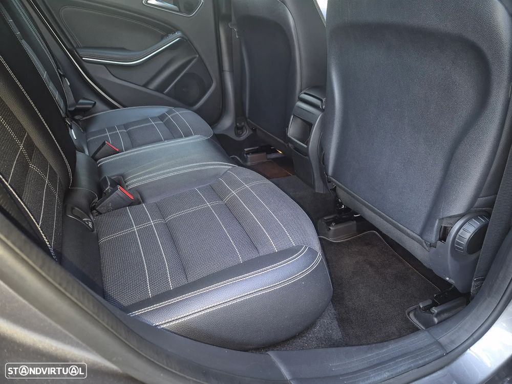 Mercedes-Benz A 180 Urban - 14