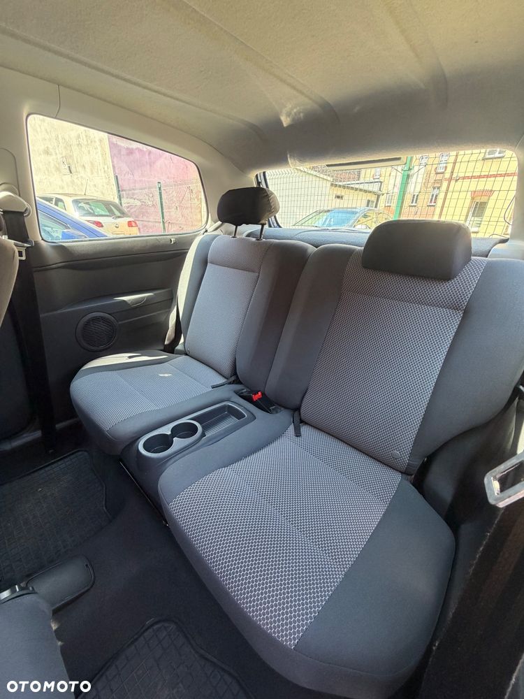 Volkswagen Fox - 10