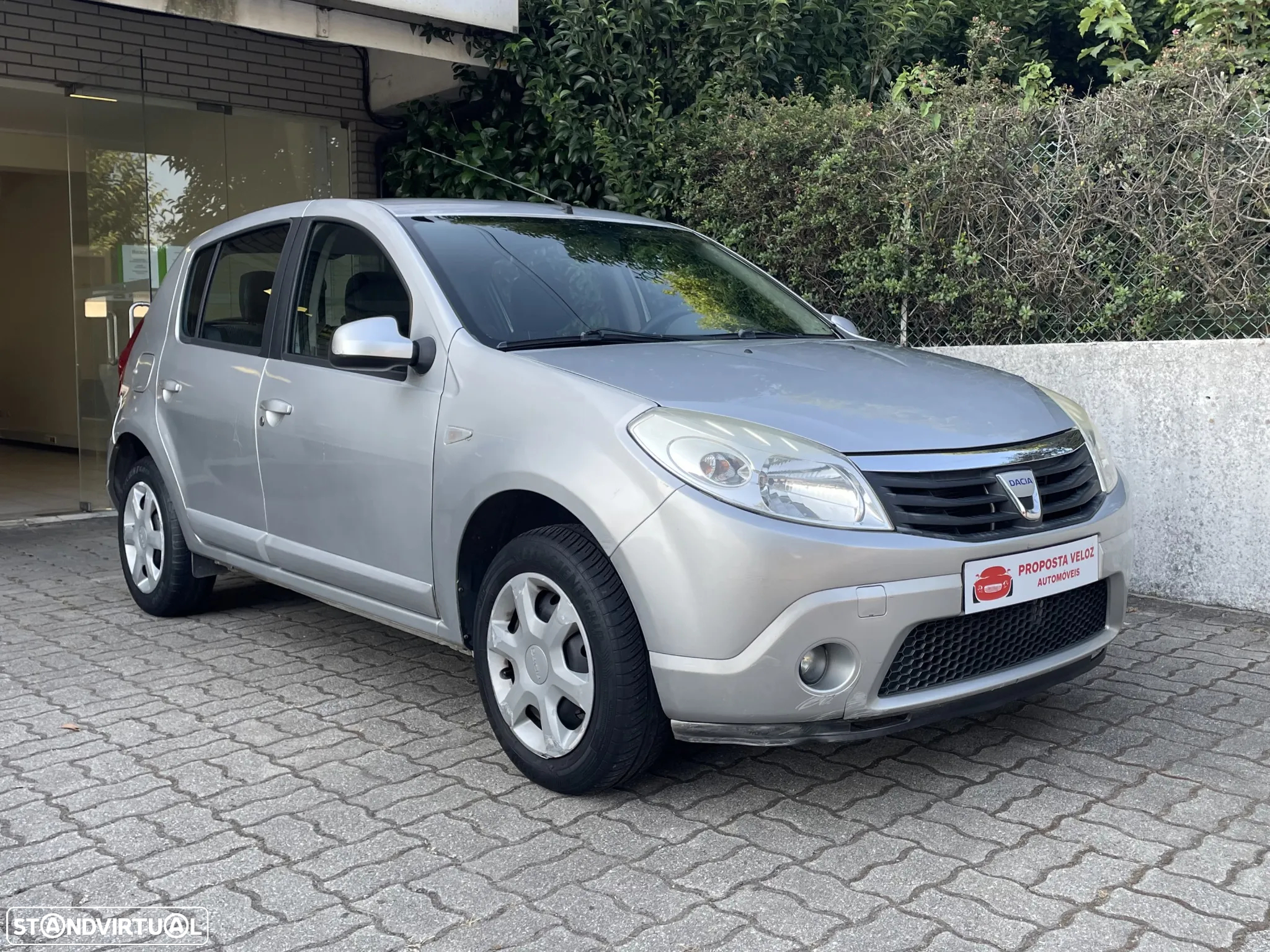 Dacia Sandero 1.2 16V Comfort - 3