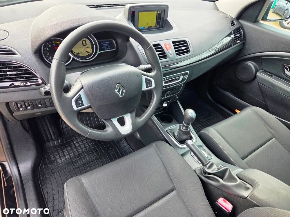 Renault Megane TCe 130 Expression - 24