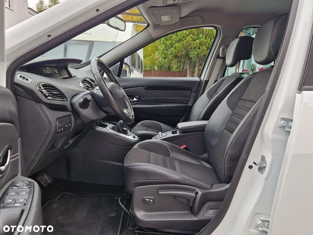 Renault Grand Scenic ENERGY dCi 110 S&S Bose Edition - 16