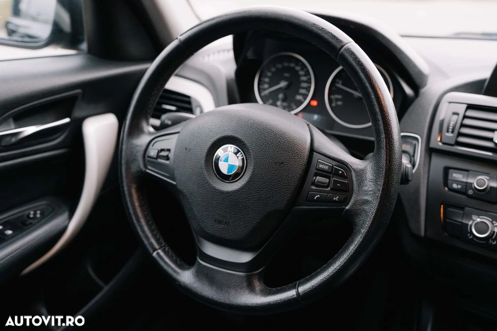 BMW Seria 1 - 30