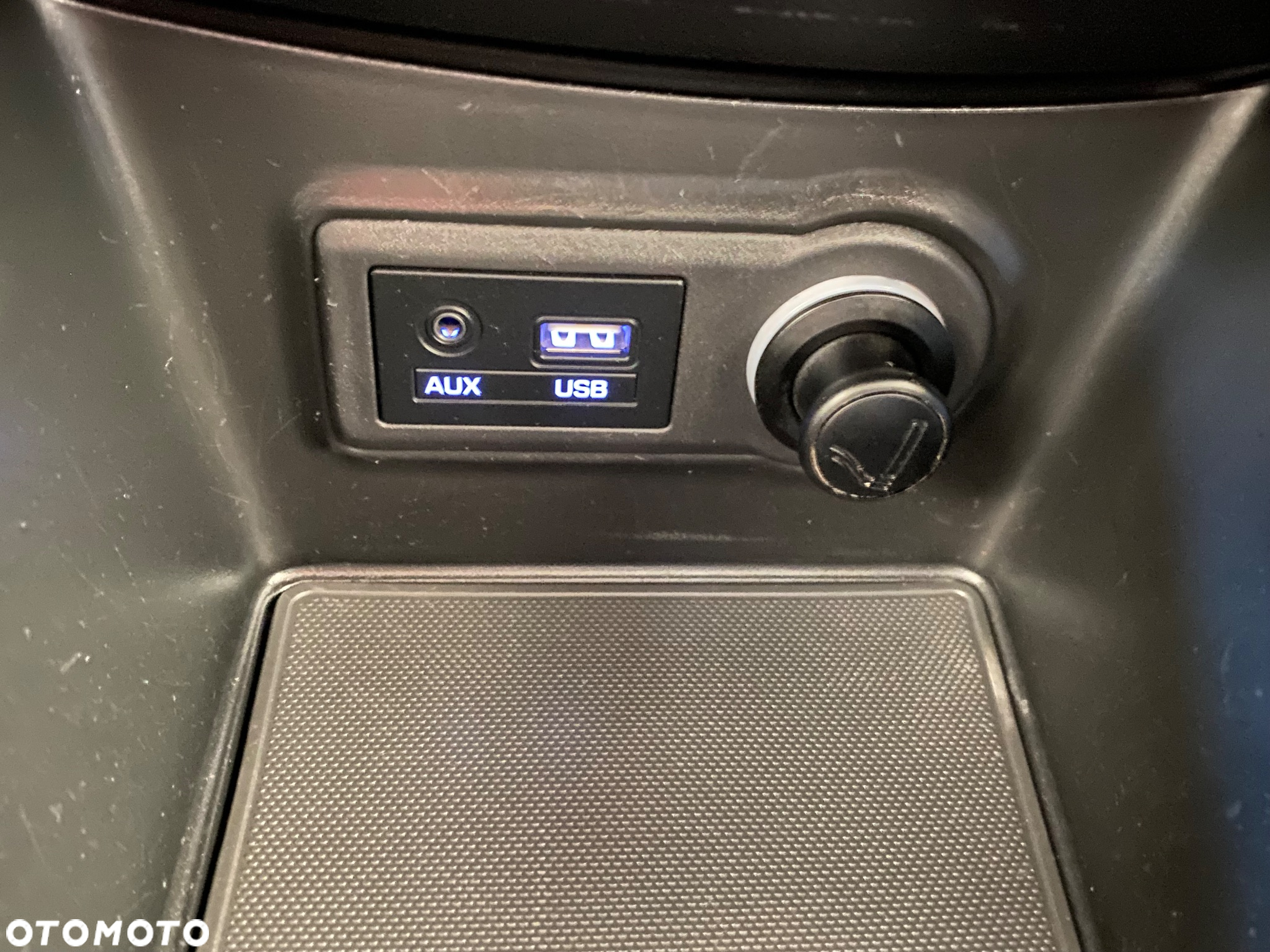 Hyundai ix20 - 24
