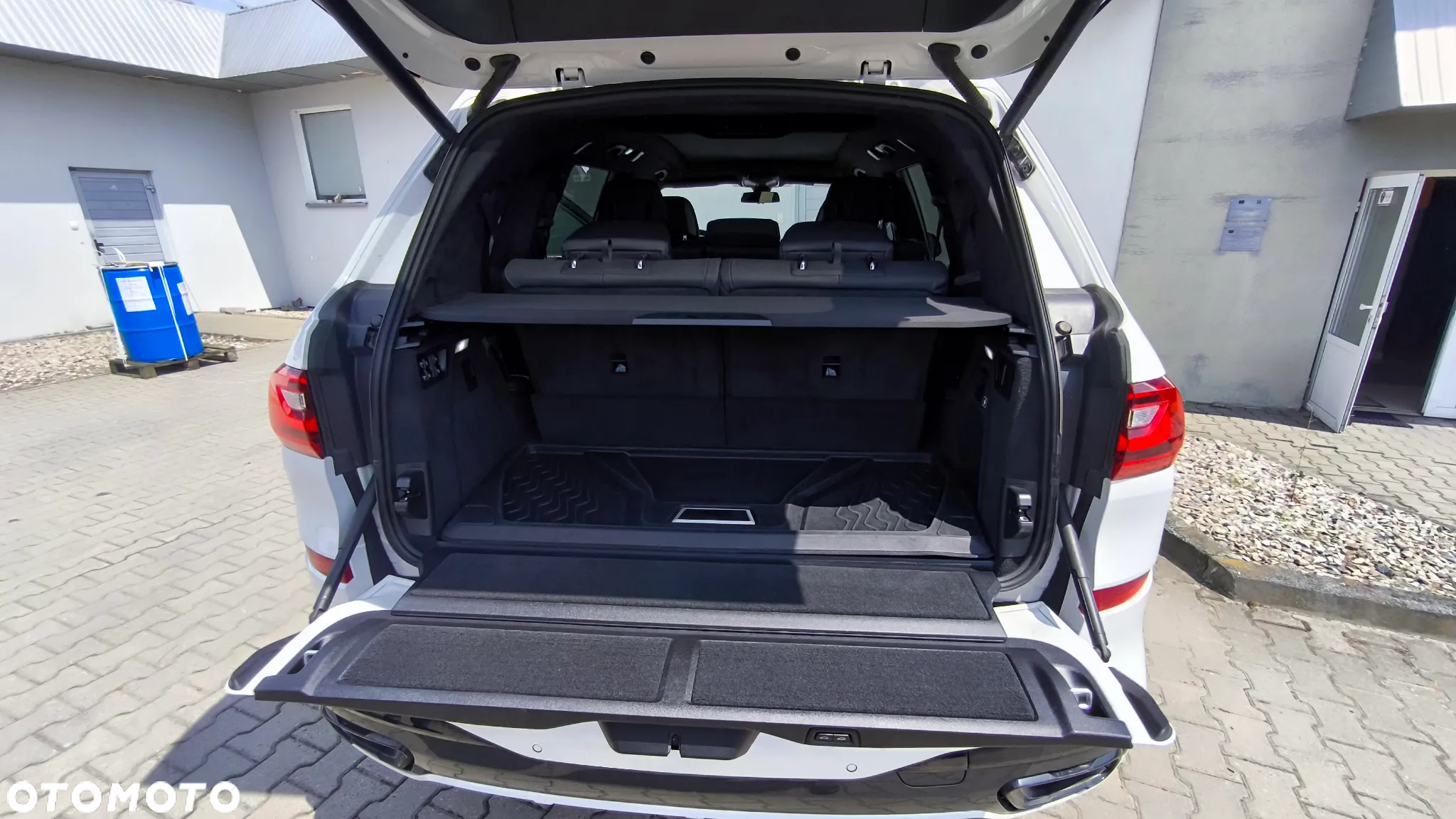 BMW X7 - 10