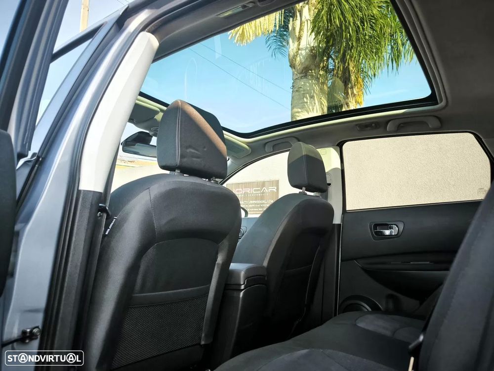 Nissan Qashqai 1.5 dCi Tekna Premium 18 - 31