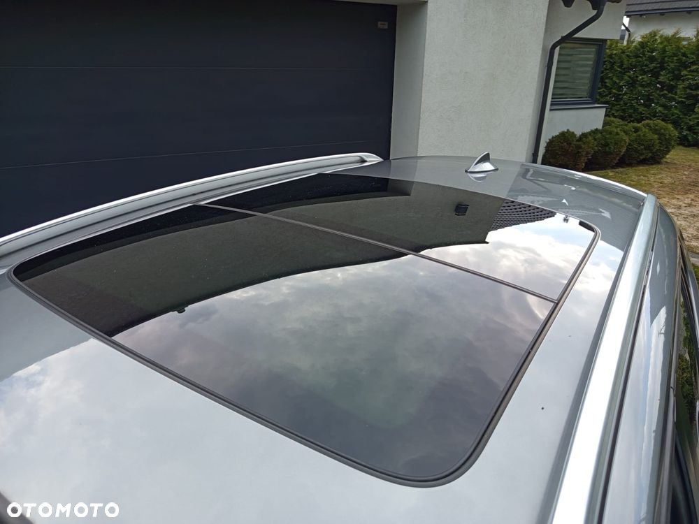 BMW X1 xDrive20d - 14