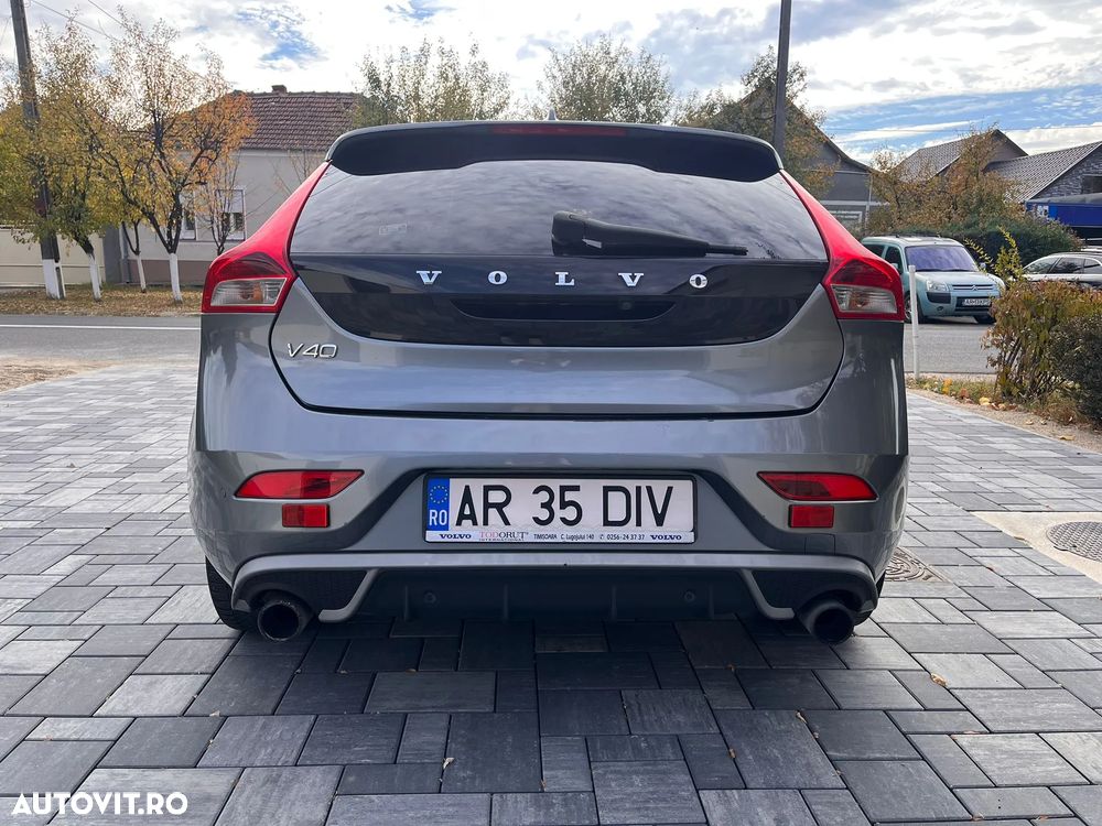 Volvo V40 D4 VEA R-Design - 9