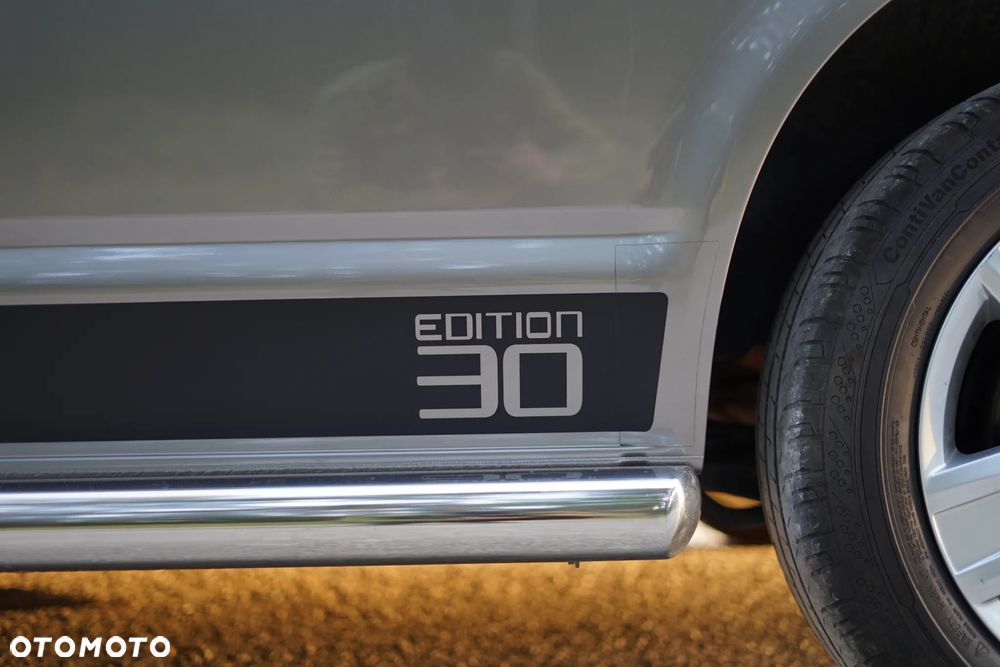 Volkswagen Multivan 2.0 TDI L1 Highline - 22