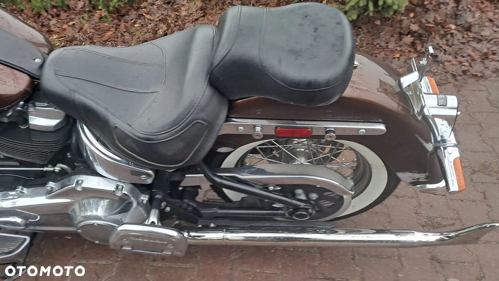 Harley-Davidson Softail Deluxe - 15
