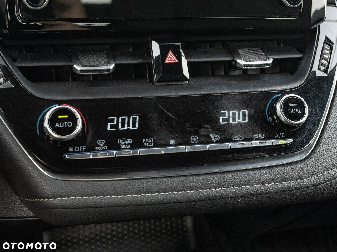 Toyota Corolla - 20