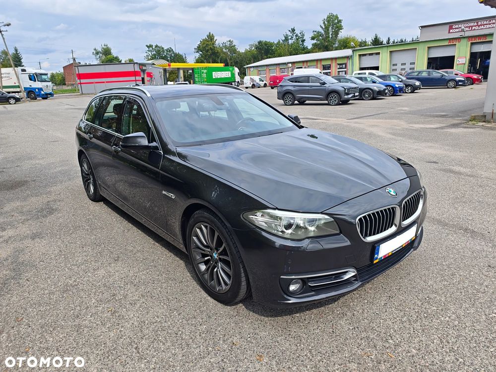BMW Seria 5 530d xDrive Luxury Line - 1