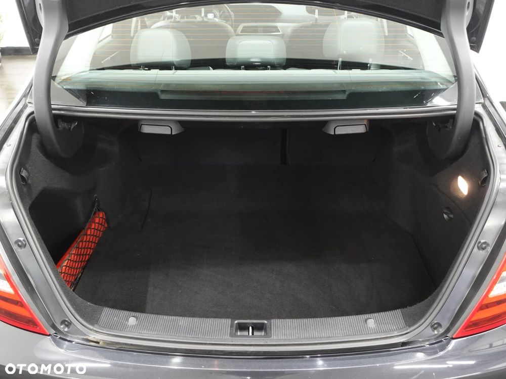 Mercedes-Benz Klasa C 200 (BlueEFFICIENCY) 7G-TRONIC Avantgarde - 24