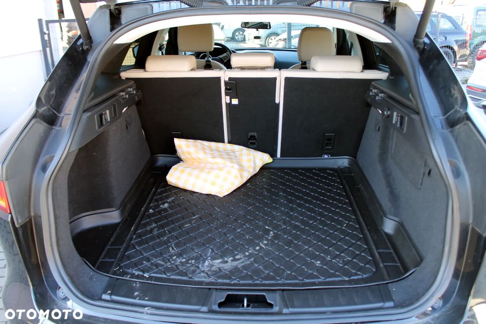 Jaguar F-Pace 2.0 i4D AWD Chequered Flag - 9