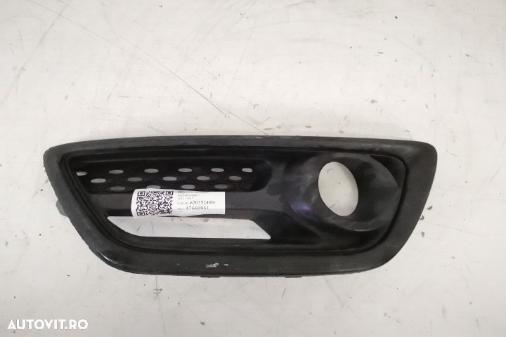 Grila Proiector Laterala Stanga Originala In Stare Buna  Renault  Capt - 1