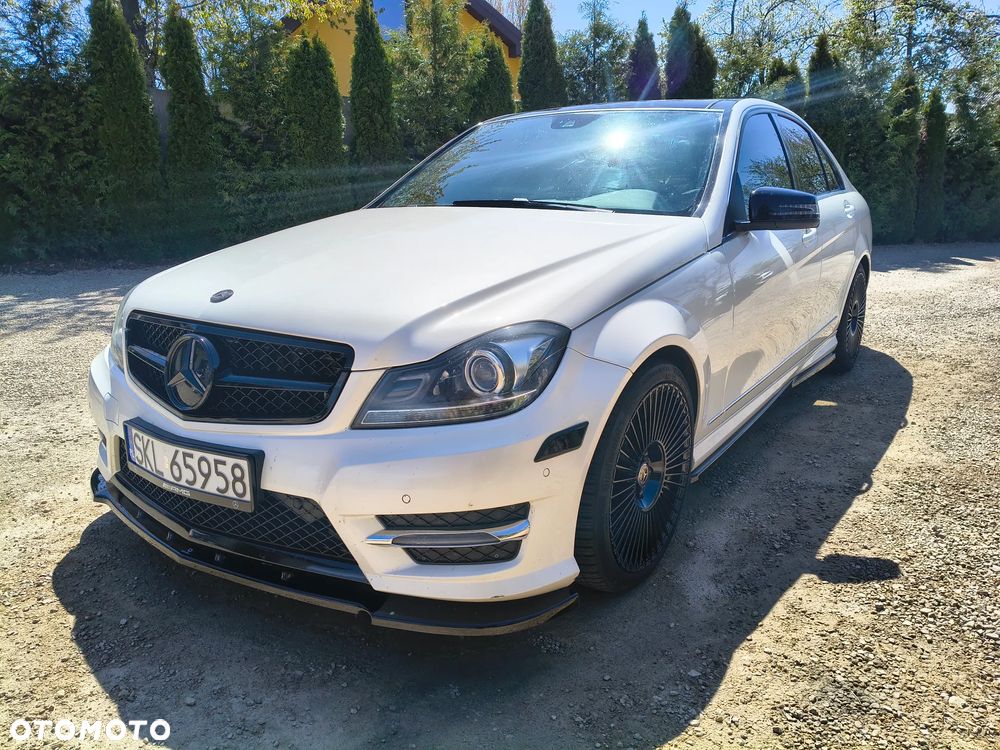 Mercedes-Benz Klasa C 350 4Matic (BlueEFFICIENCY) 7G-TRONIC Avantgarde - 3