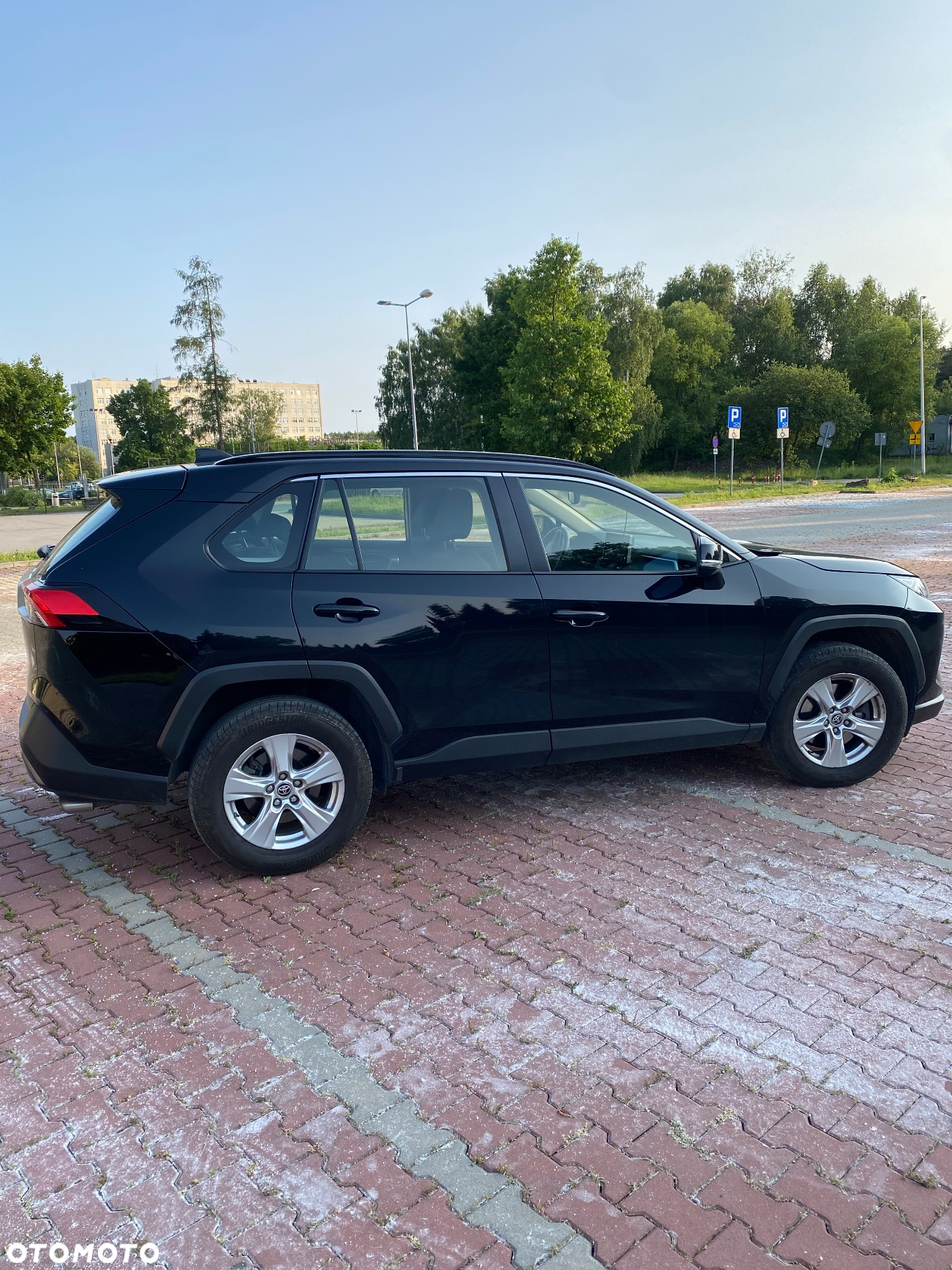 Toyota RAV4 - 6