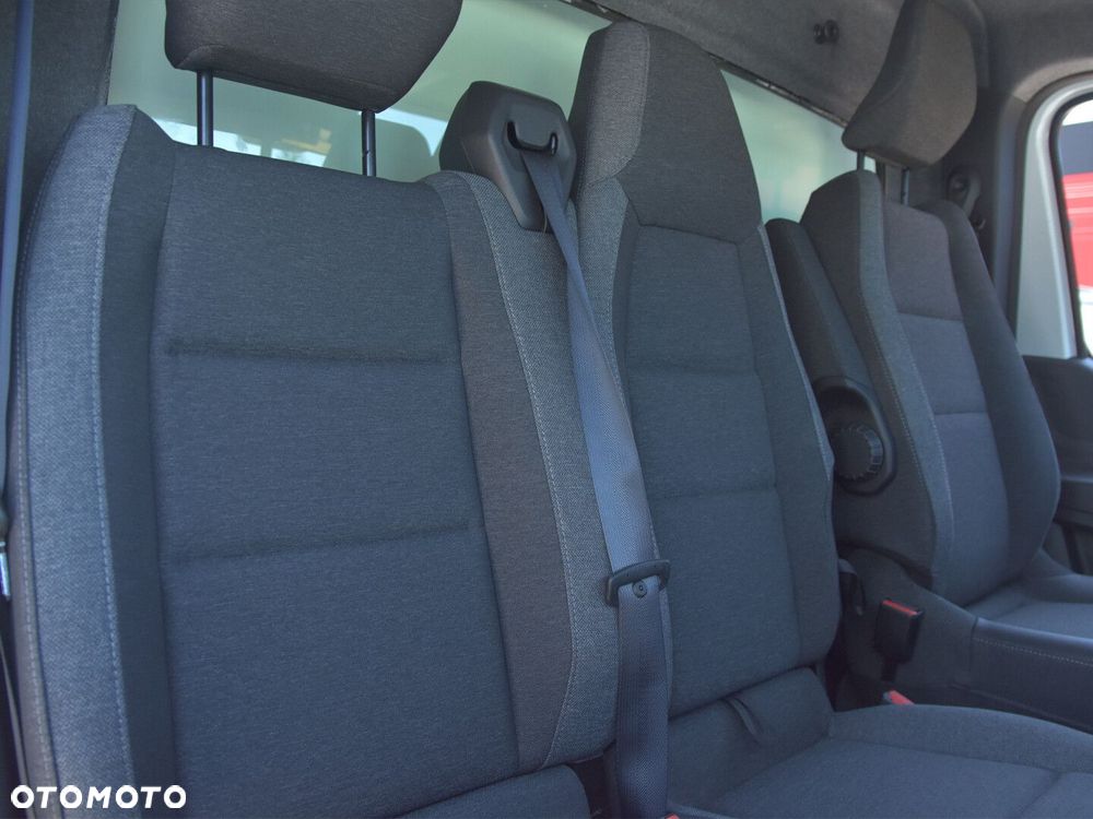Renault Master Kontener 9EP z Windą 2.0 170KM - 16