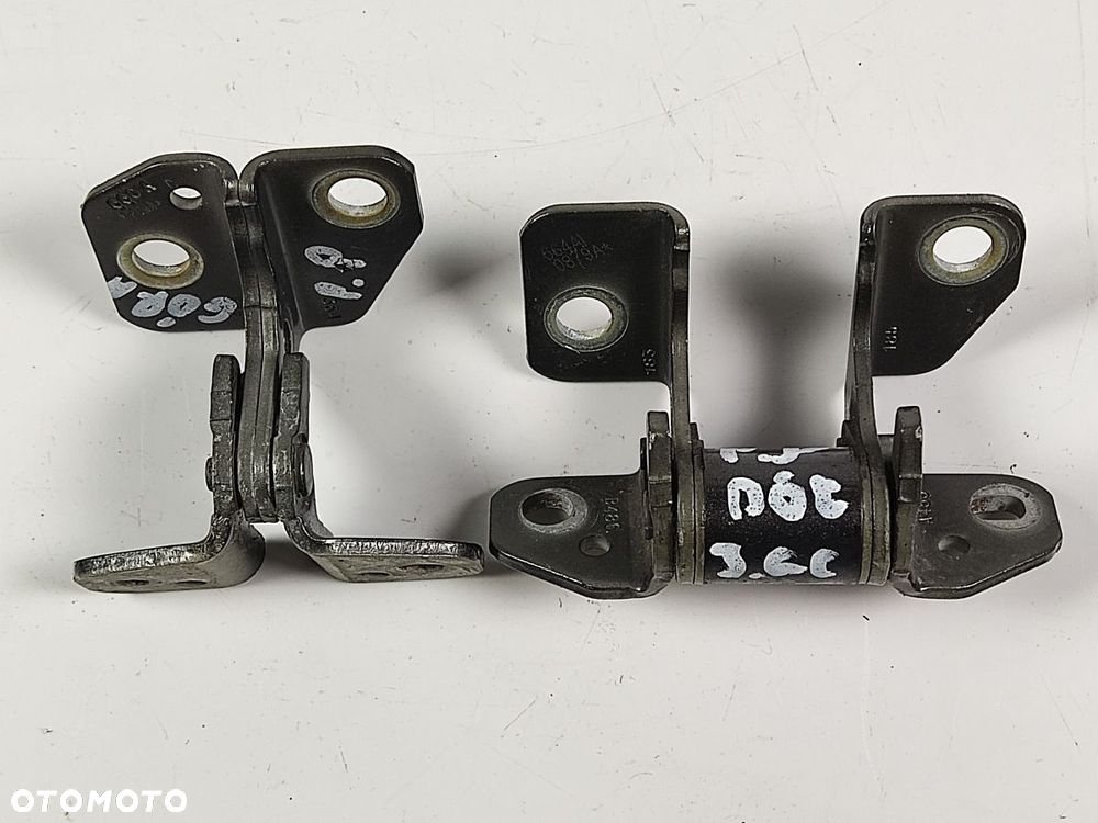 JEEP GRAND CHEROKEE WK2 16-21r Zawias Drzwi Prawy Przód Góra Dół RÓŻNE KOLORY - 5