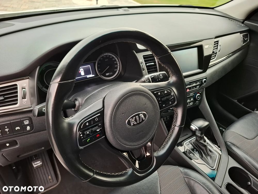 Kia Niro 1.6 GDI HEV 2WD OPF Vision - 27