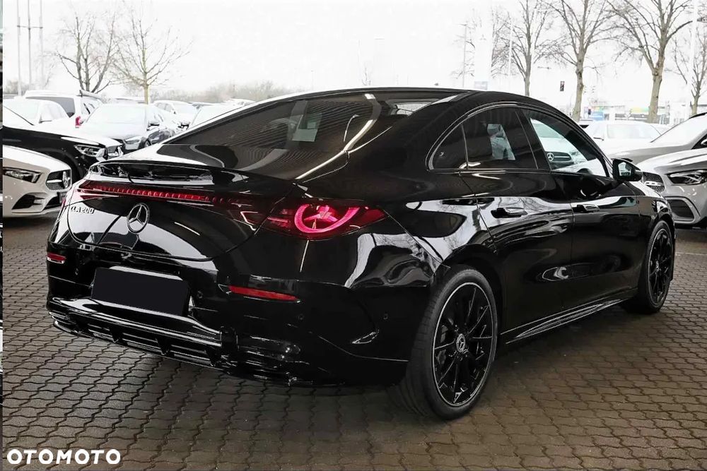 Mercedes-Benz CLA 200 mHEV 8G-DCT - 8