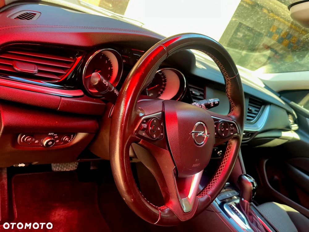 Opel Insignia 1.5 T Innovation S&S - 13