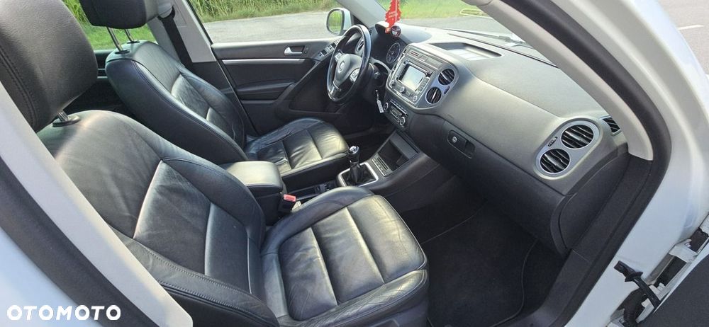 Volkswagen Tiguan - 23