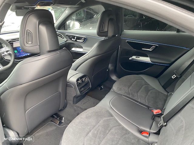 Mercedes-Benz E 220 d AMG Line - 4