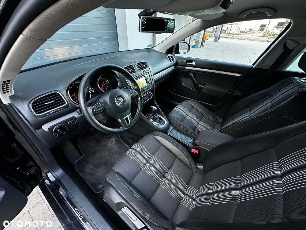 Volkswagen Golf 1.6 TDI Comfortline DSG - 10