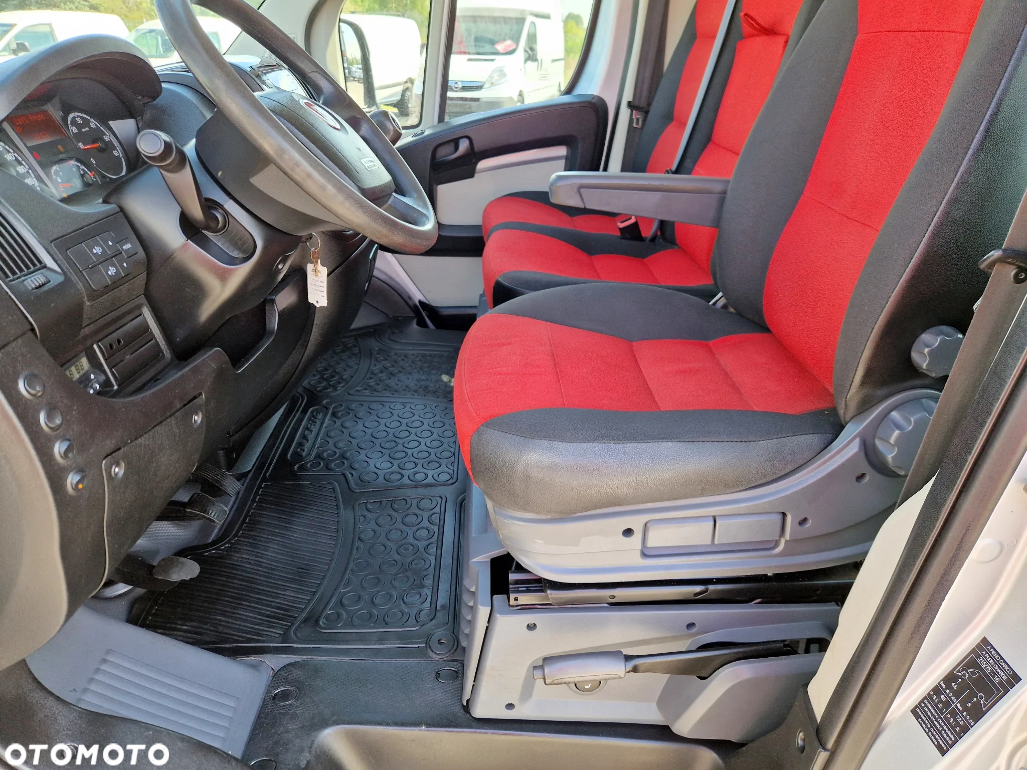 Fiat DUCATO 2,3 MJT 130 KONNA DOKA BRYGADÓWKA 7 OSBOWA 3,5M SKRZYNIA WEBASTO KAMERA MAX 16 KOŁA GWARANCJA - 11