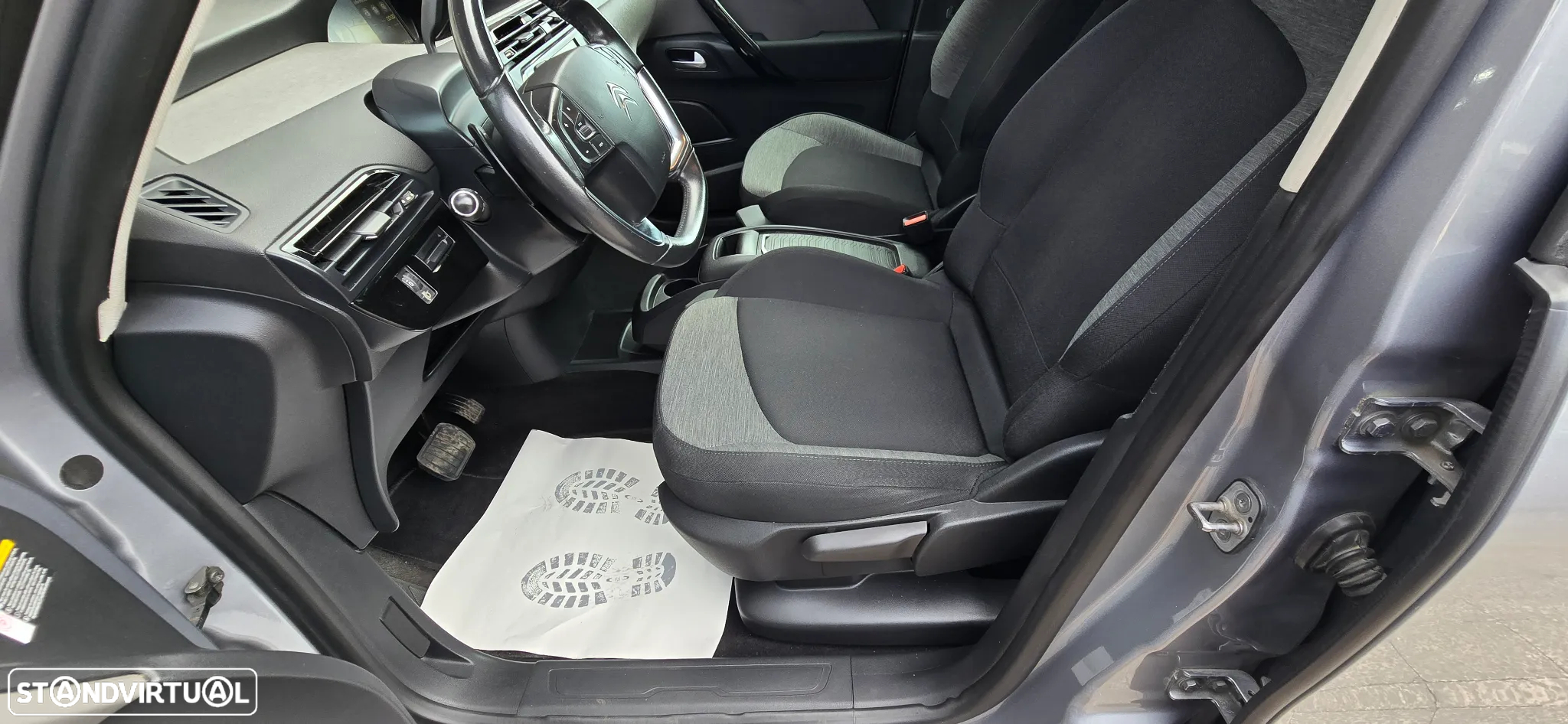 Citroën C4 Grand Picasso 1.6 BlueHDi Shine EAT6 - 19