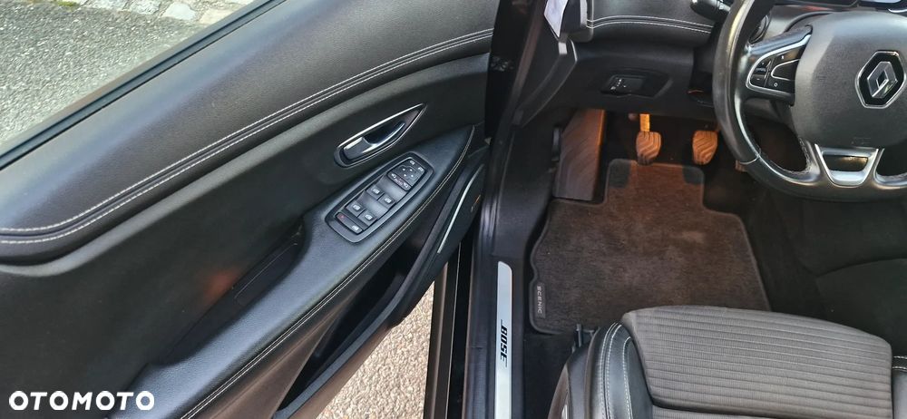 Renault Scenic TCe 140 GPF BOSE EDITION - 26