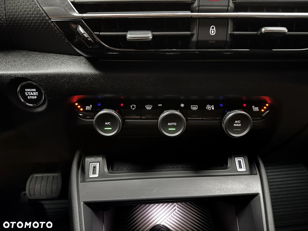 Citroën C4 1.2 PureTech Shine S&S EAT8 - 17