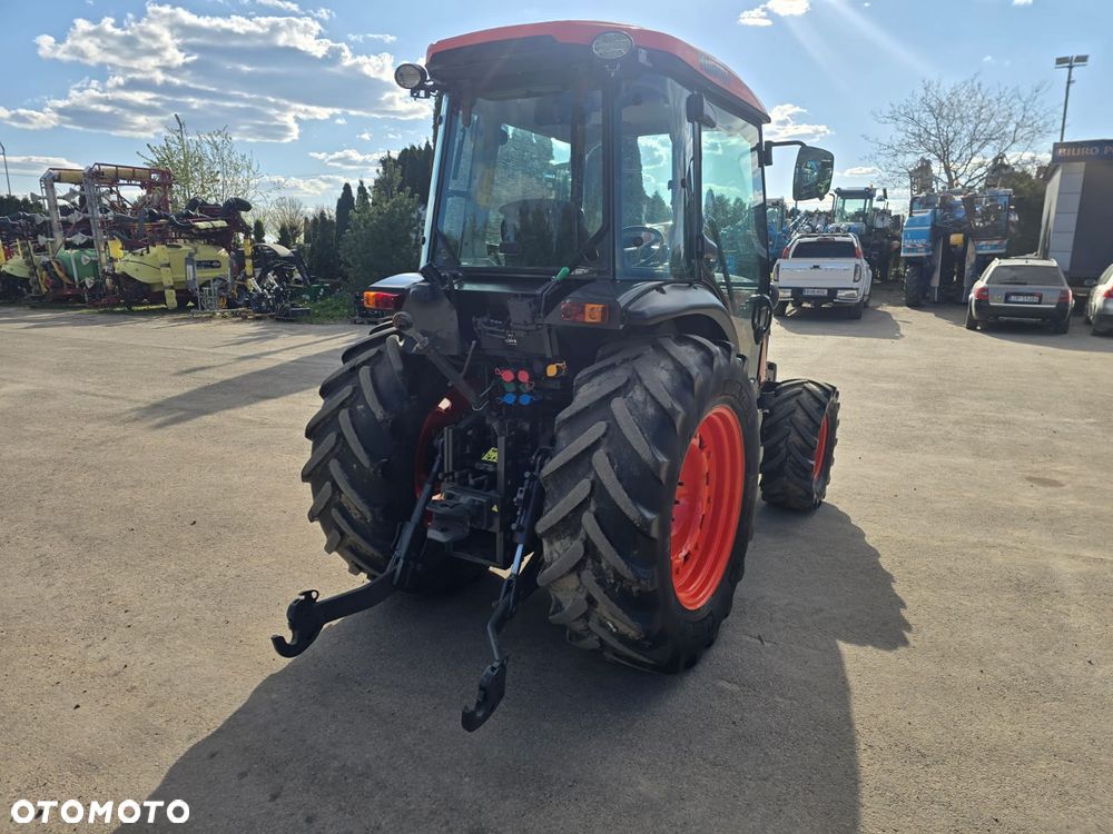 Kubota M8540 NARROW - 3