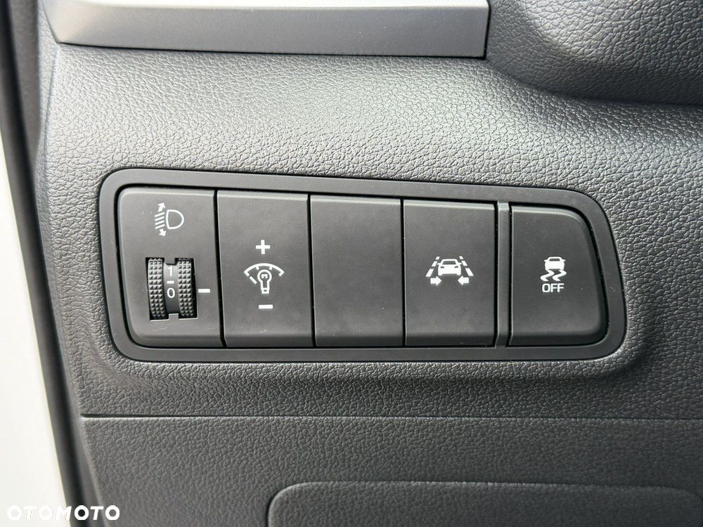 Hyundai Tucson blue 1.7 CRDi 2WD DCT Premium - 16