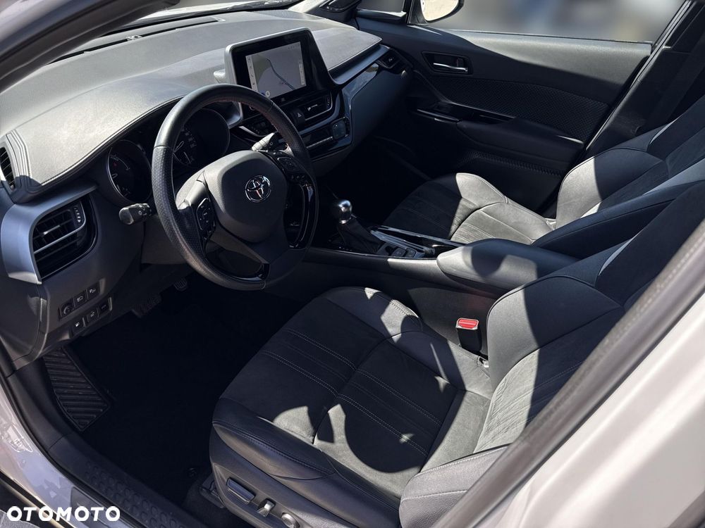 Toyota C-HR 2.0 Hybrid GR Sport - 11