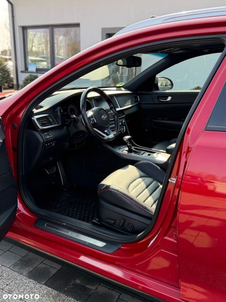 Kia Optima - 14
