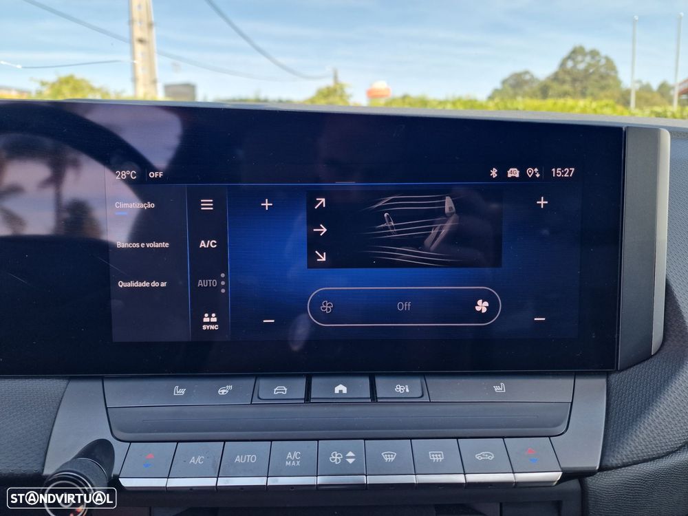 Opel Astra 1.2 T Elegance Aut. - 35