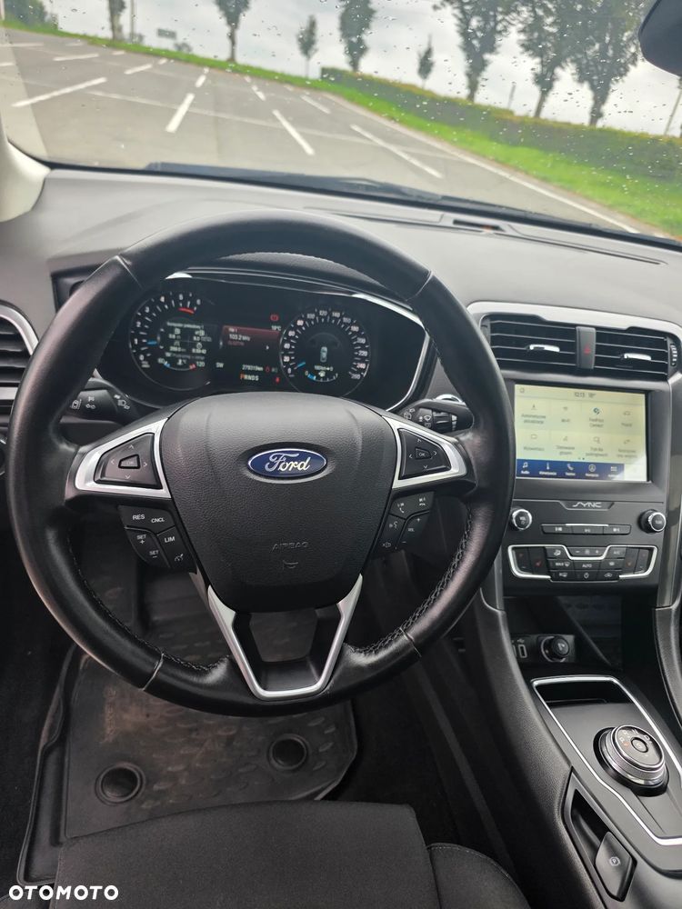 Ford Mondeo - 18