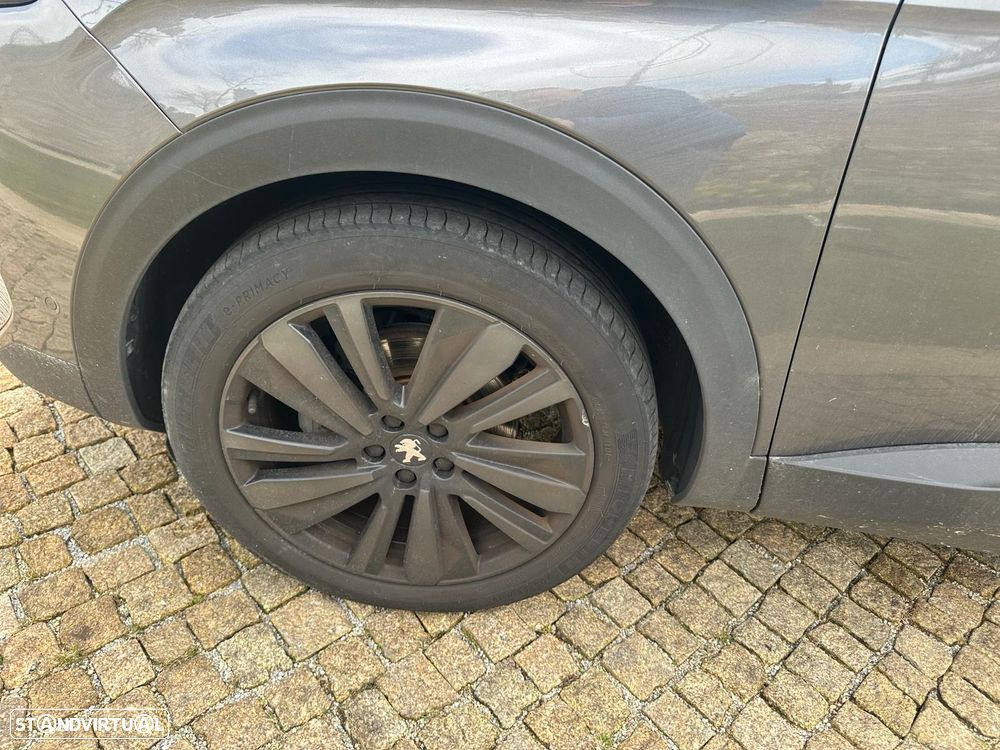 Peugeot 3008 1.2 PureTech GT Pack EAT8 - 9