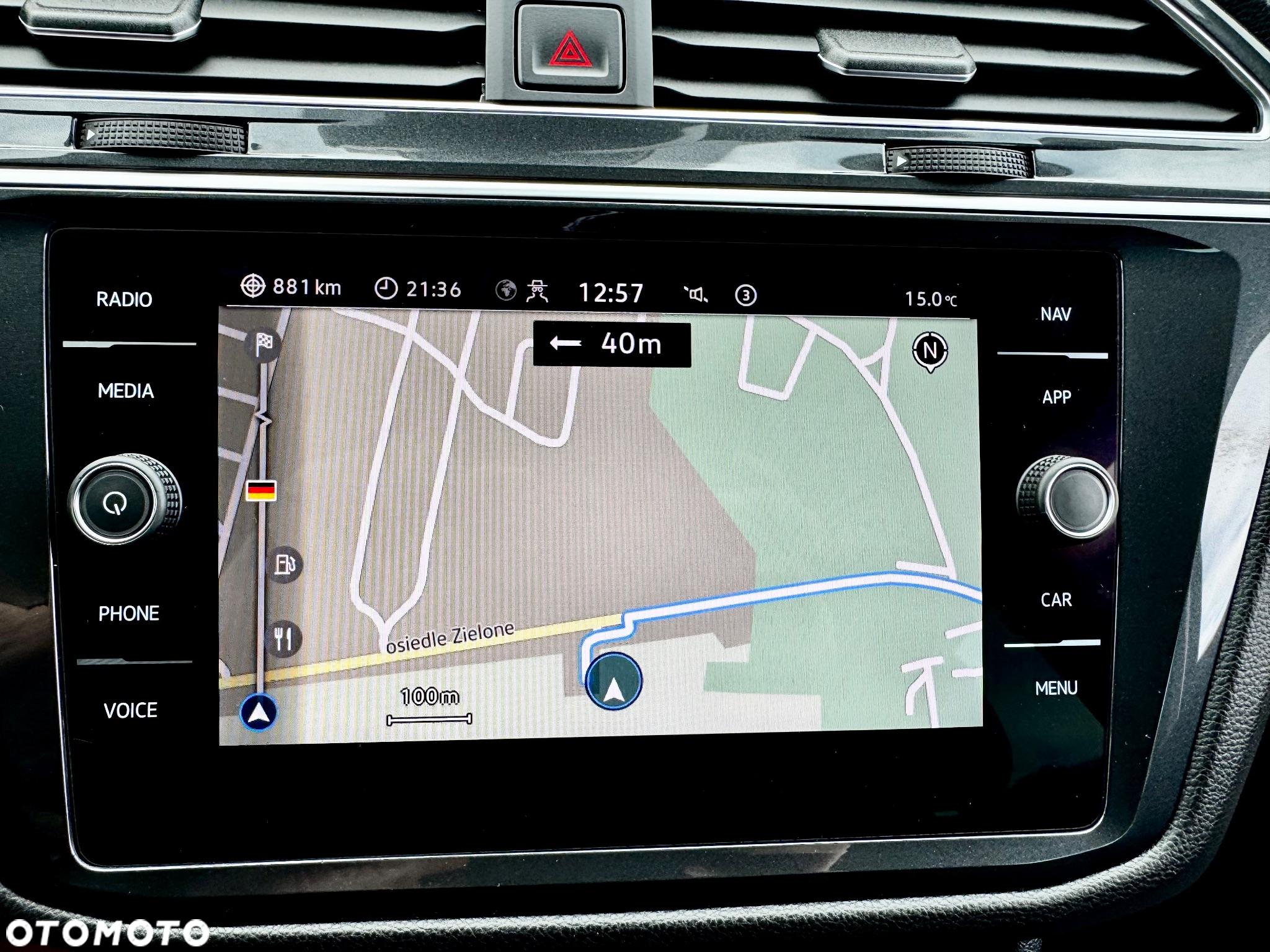 Volkswagen Tiguan - 32