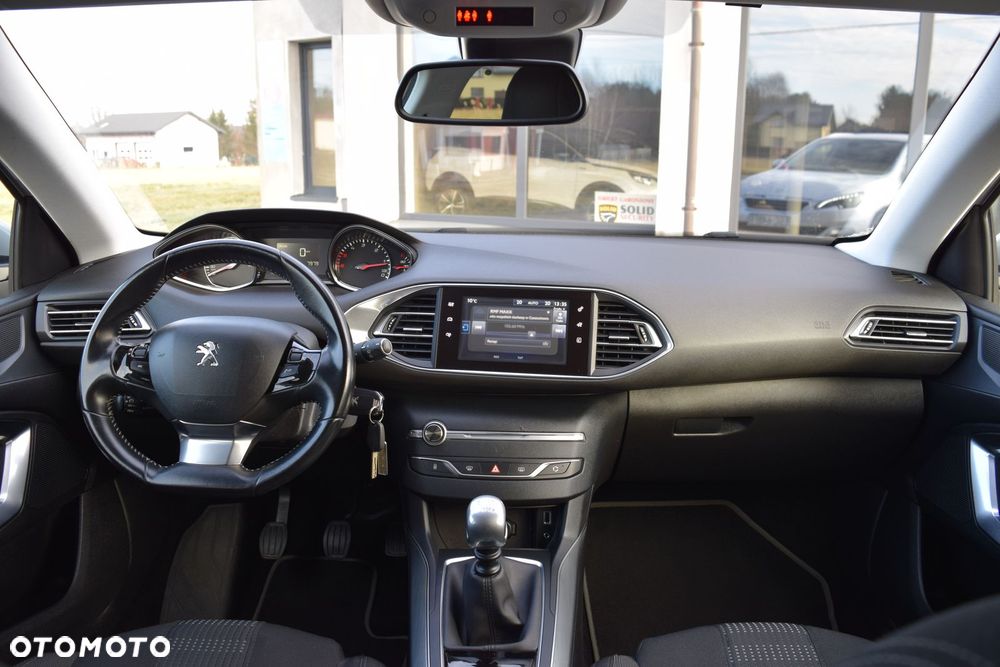 Peugeot 308 BlueHDi FAP 150 Stop & Start Allure - 29