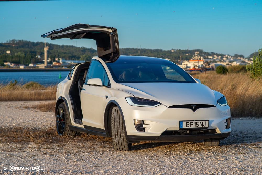 Tesla Model X P100D - 47