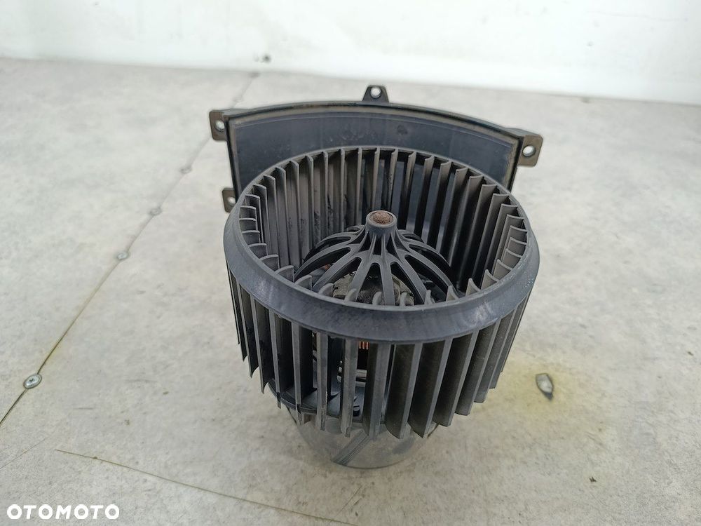 WENTYLATOR NAWIEWU, DMUCHAWA VW TRANSPORTER T5 7H1819021B 1.9 TDI - 2
