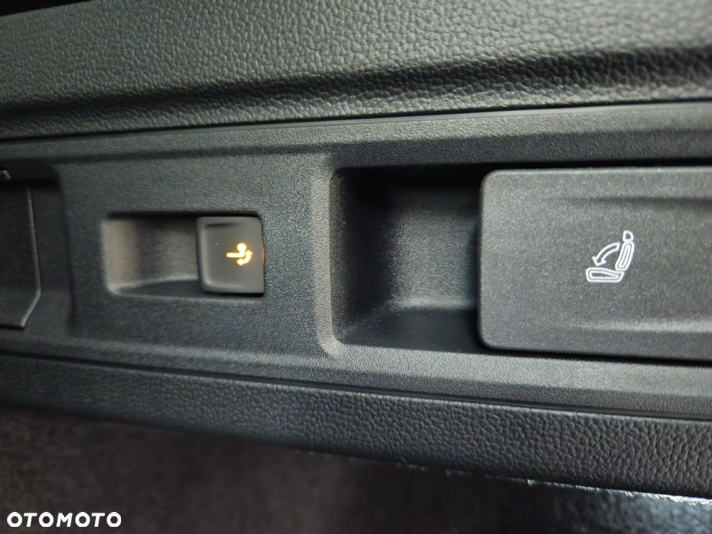 Volkswagen Passat - 38