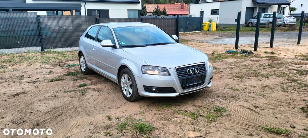 Audi A3 3-drzwiowe 1.4T FSI Attraction - 1