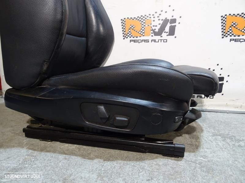 Bancos BMW Serie 3 Coupe E92 Pack M em Pele LCI - 7