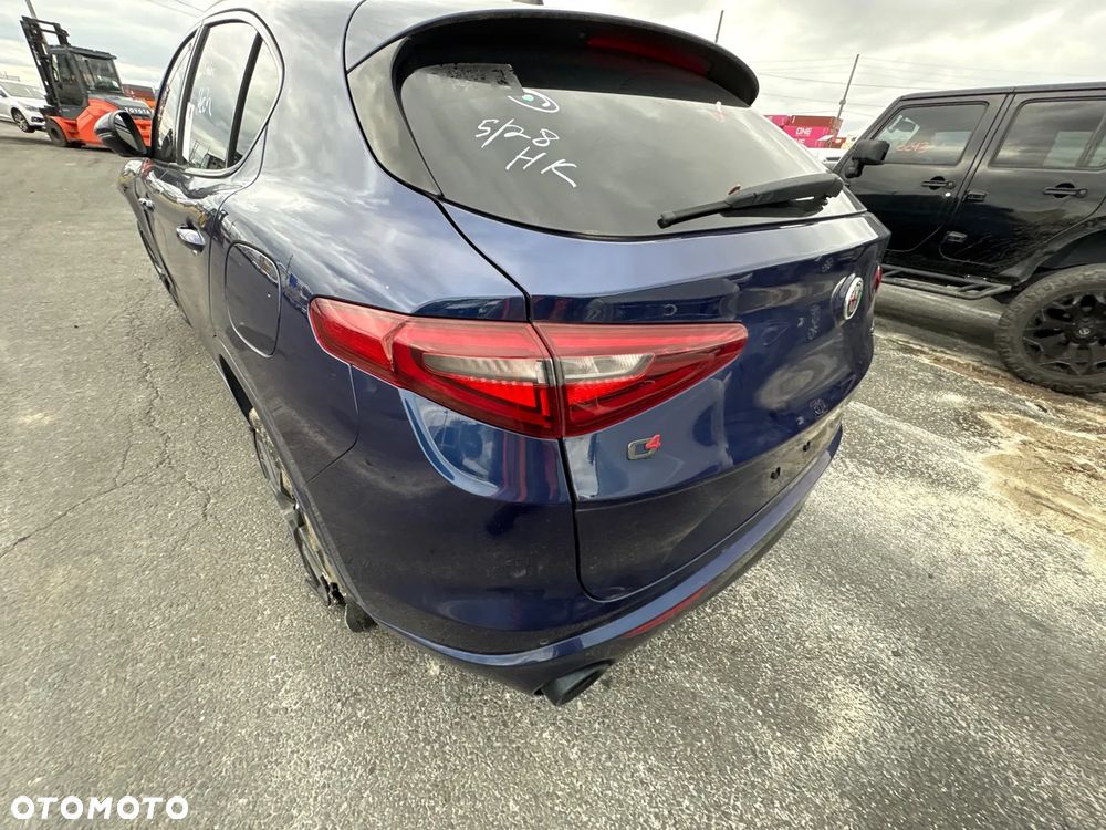 Alfa Romeo Stelvio 2.0 Turbo TI Q4 - 25