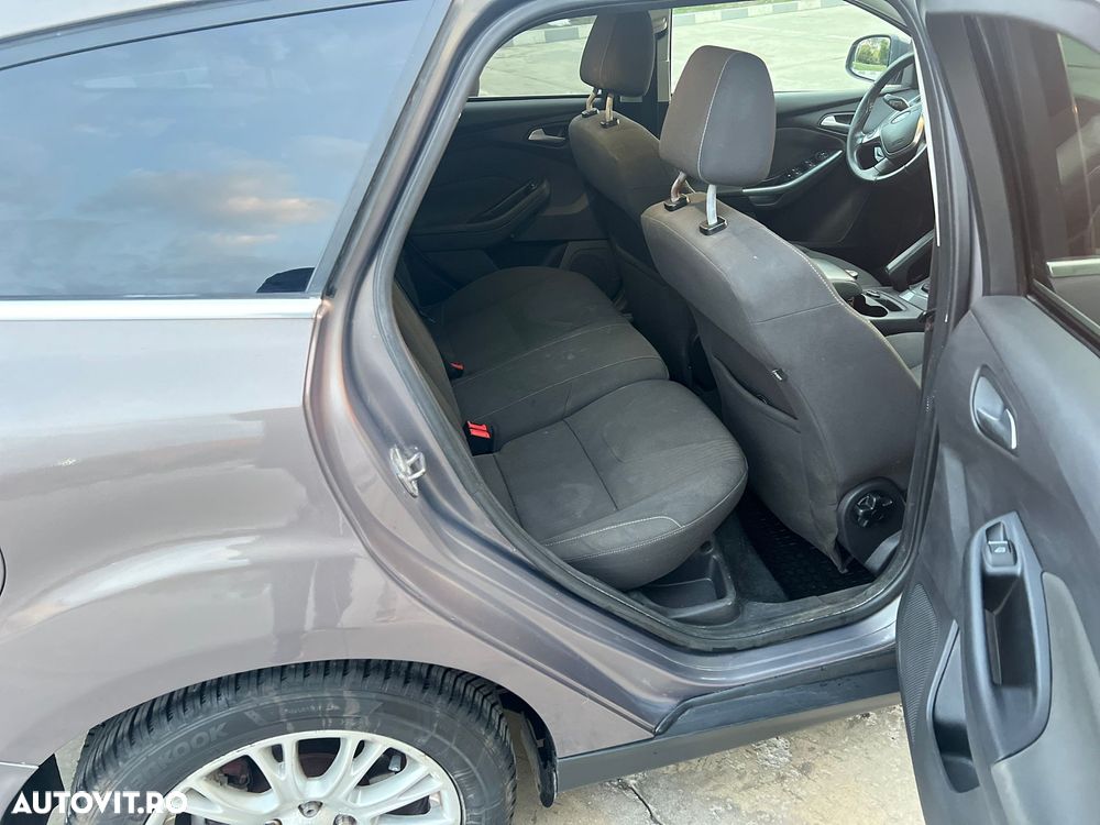 Ford Focus 1.6 TDCi DPF Titanium - 7