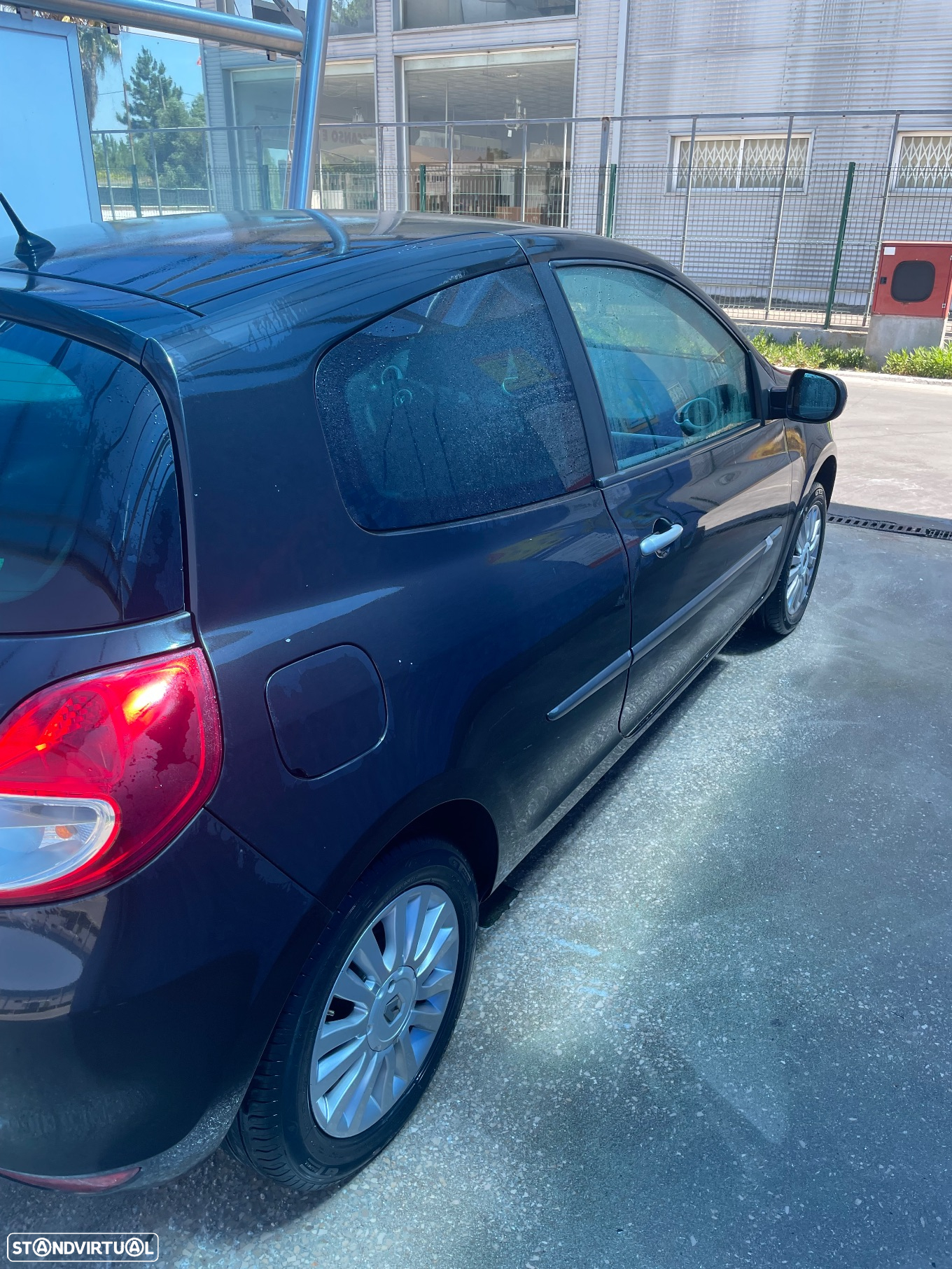Renault Clio - 17